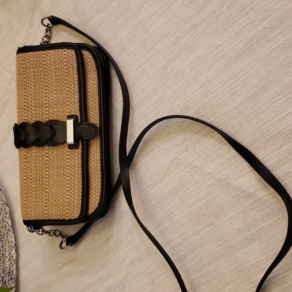 Cole Haan Handbags - 💥HP💥 Cole Haan Small Crossbody